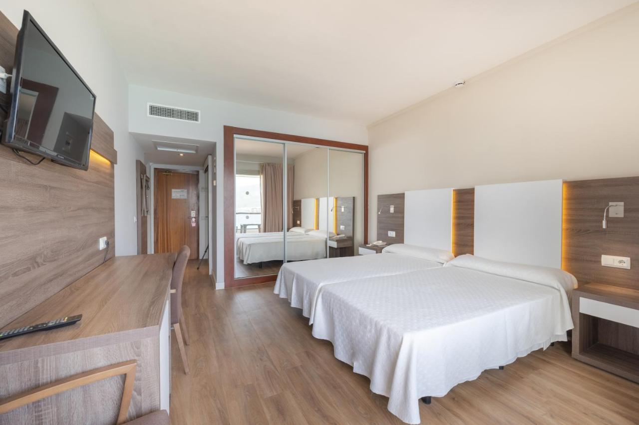 Seramar Hotel Comodoro Playa Palmanova Εξωτερικό φωτογραφία